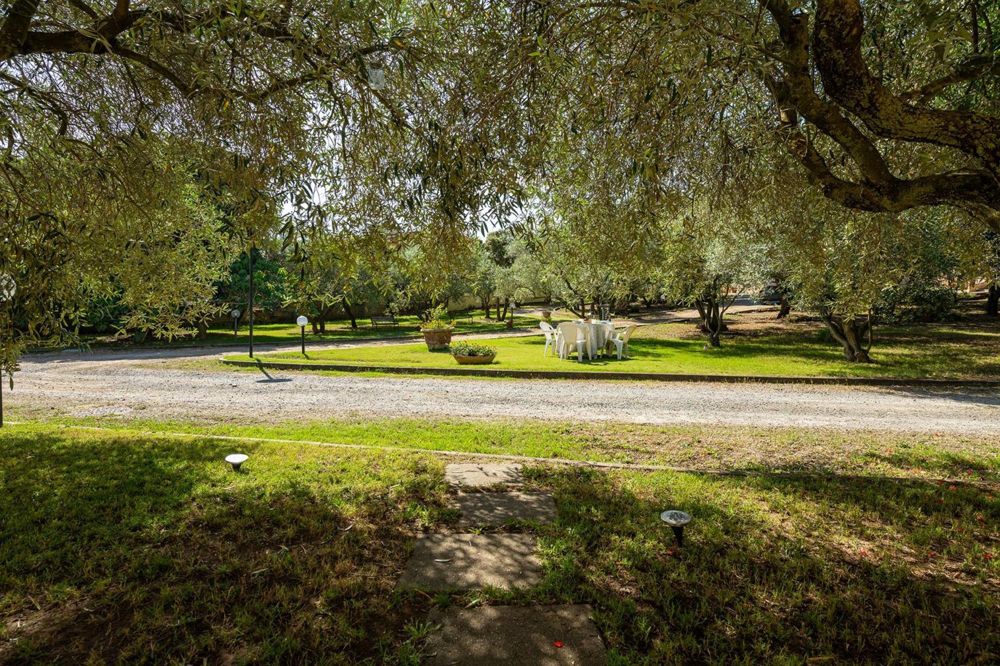 הוילה Villamassargia Residenza Parco Degli Ulivi מראה חיצוני תמונה
